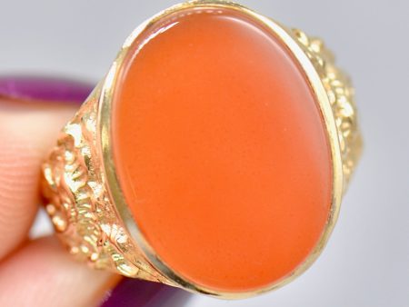 1970s Engraved Large Carnelian 9ct Yellow Gold Signet Ring Supply